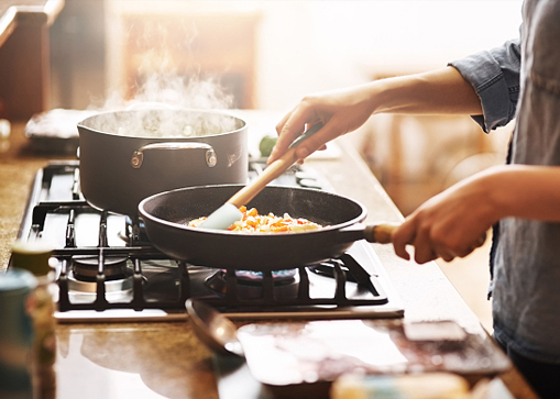 Guide to Choosing a Gas Stove: How to Find the Best Fit for Your Home
